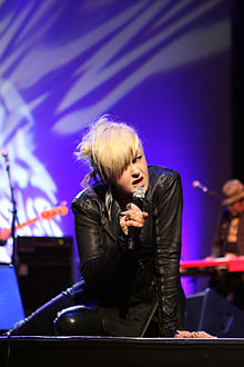 Cyndi Lauper in one of her concerts from Memphis Blues Tour in 2011.