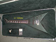 A KV1, same model played by Mustaine before the Y2KV was created.