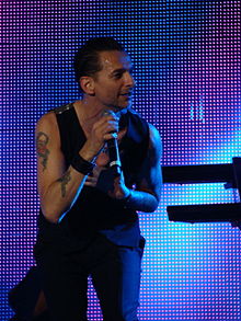 Dave Gahan with Depeche Mode 2009.