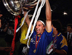 Del Piero celebrates the victory in the 1996 Champions League after defeating Ajax.