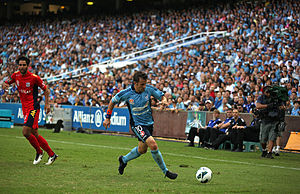 Del Piero playing for Sydney in 2013