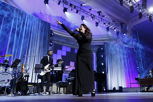 Gloria Estefan