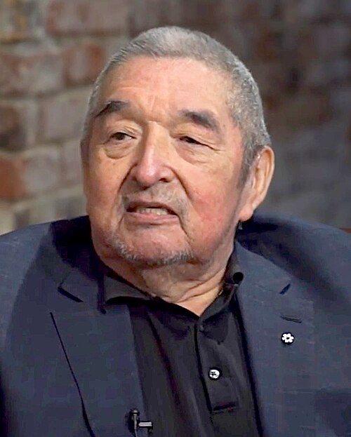 Graham Greene (actor)