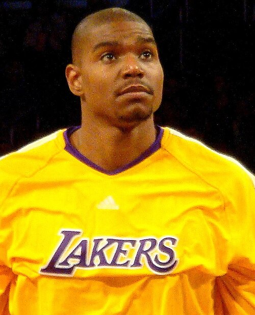Andrew Bynum