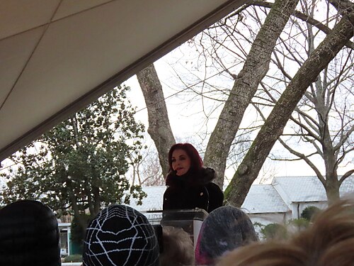 Priscilla Presley